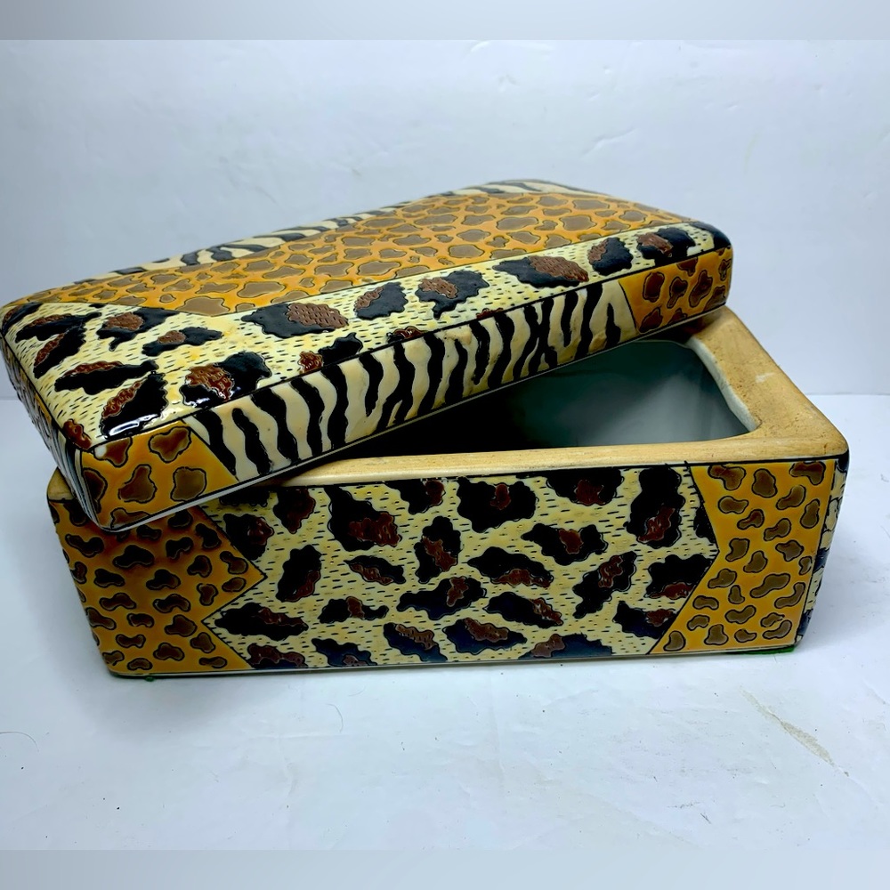 Decorative Vintage Animal print ceramic jewelry box home accents